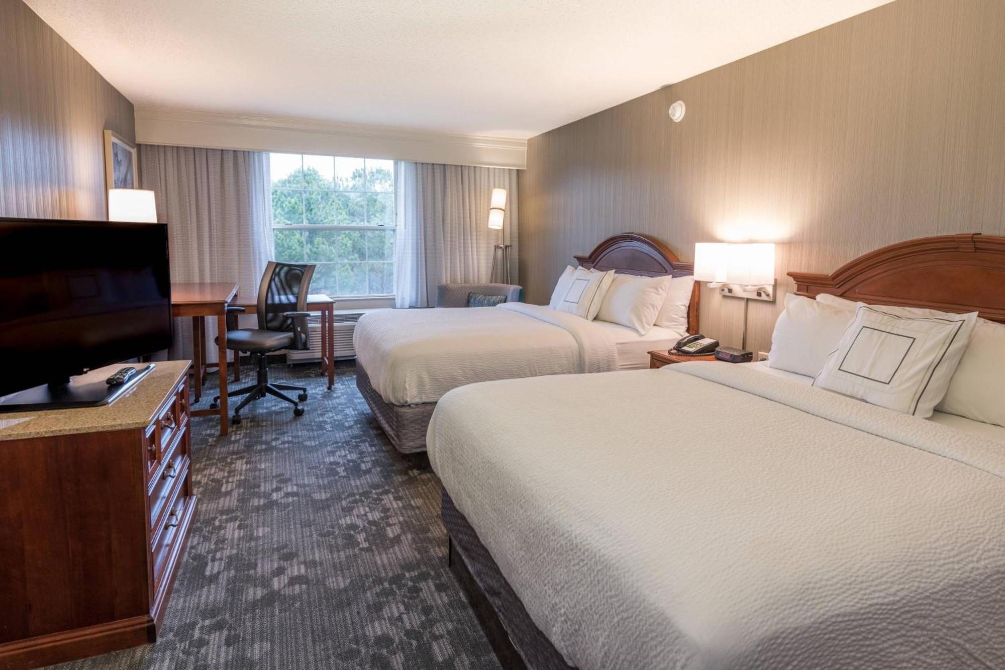 คอร์ทยาร์ด ชาเปล ฮิลล์ Hotel แชเปิลฮิลล์ ภายนอก รูปภาพ