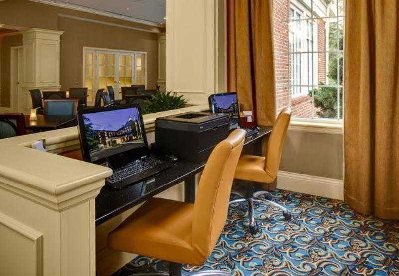 คอร์ทยาร์ด ชาเปล ฮิลล์ Hotel แชเปิลฮิลล์ ภายนอก รูปภาพ